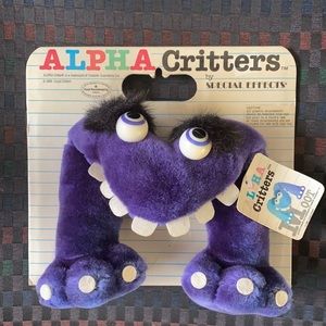 Alpha Critters M Moot purple plush VTG 1986